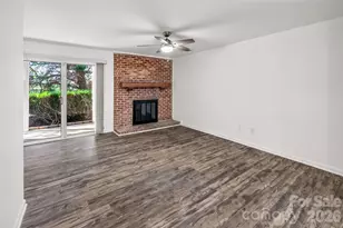 2913 Iron Gate Ln, Charlotte, NC 28212 - Photo 3