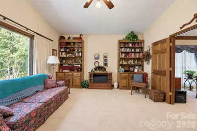719 2nd Avenue, Conover, NC 28613 - Photo 5