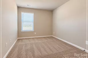 5913 Wallace Ave, Charlotte, NC 28212 - Photo 13