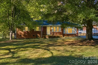 1115 Woodhaven Drive, Mount Holly, NC 28120 - Photo 1
