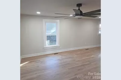 2806 Royal Avenue, Kannapolis, NC 28083 - Photo 3
