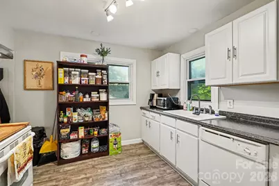 435 Rhyne Street, Dallas, NC 28034 - Photo 11