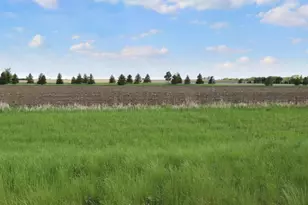 35746 Sharon Pr Dr, Le Sueur, MN 56058 - Photo 1