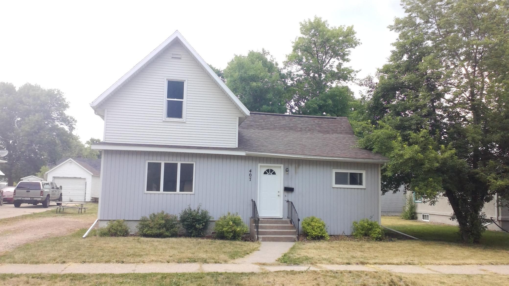 407 E 3rd St, Redwood Falls, MN 56283 MLS 6024977 Coldwell Banker