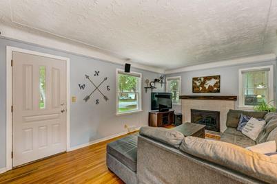 4623 Zane Avenue N - Photo 1