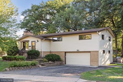 7901 Winsdale Street N, Golden Valley, MN 55427 - Photo 1
