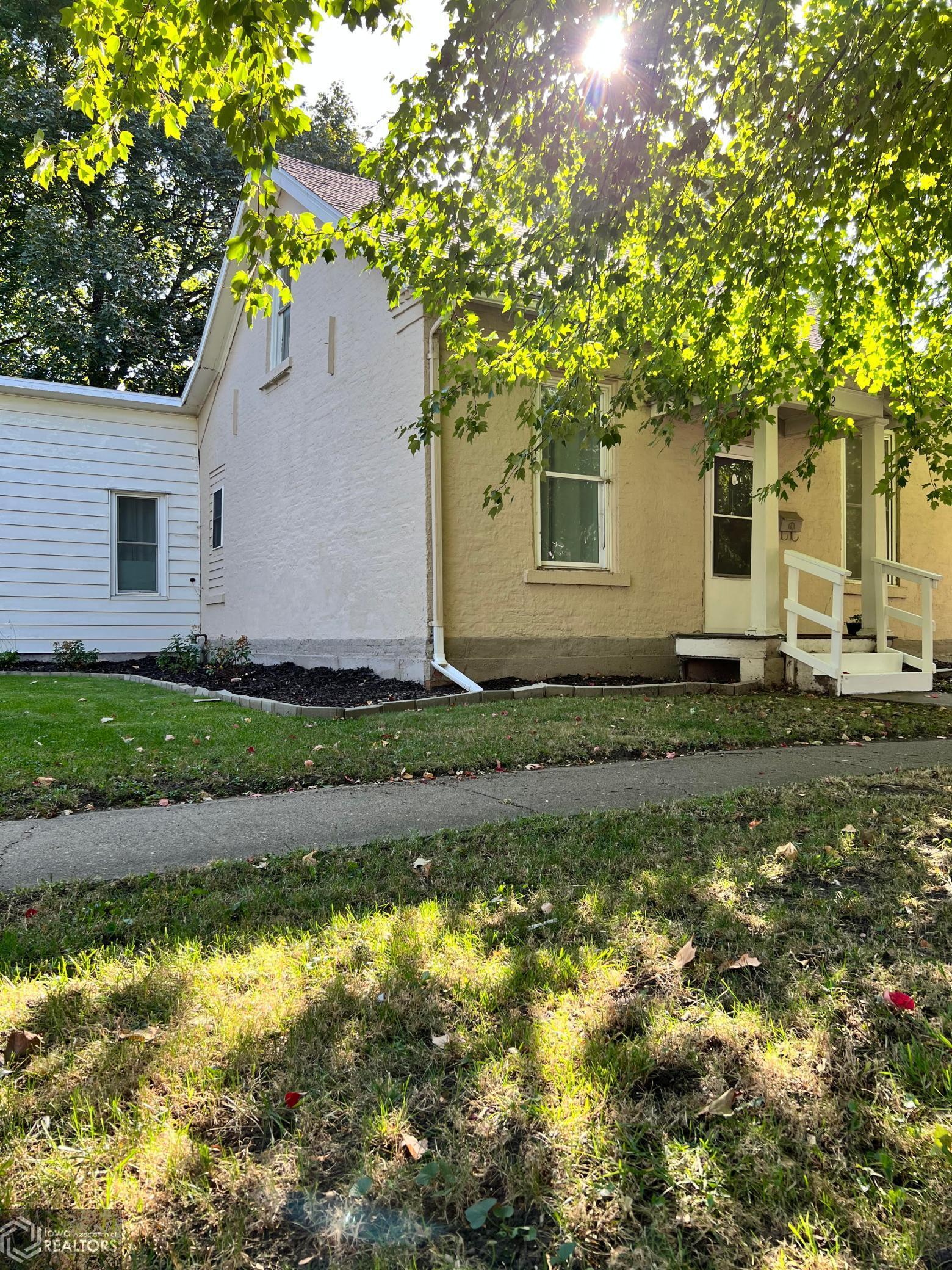 Oskaloosa Funeral Homes - tt0mdcs