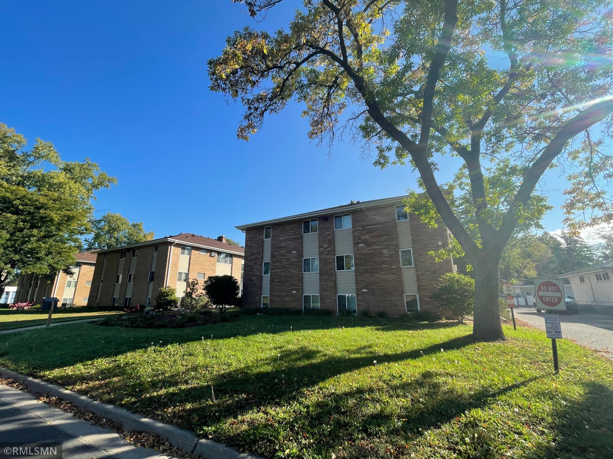 4168 Adair Ave N 5, Robbinsdale, MN 55422 MLS 6113580 Coldwell Banker