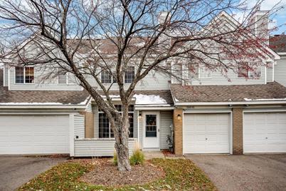 510 Lovell Avenue #6, Roseville, MN 55113 - Photo 1