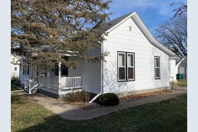 311 S Miller Avenue - Photo 1