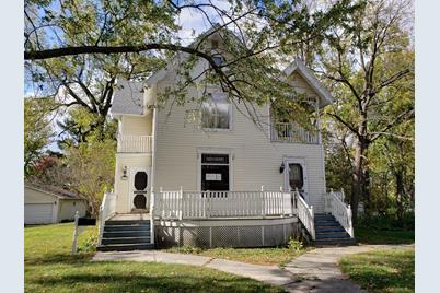 512 Forest Street - Photo 1