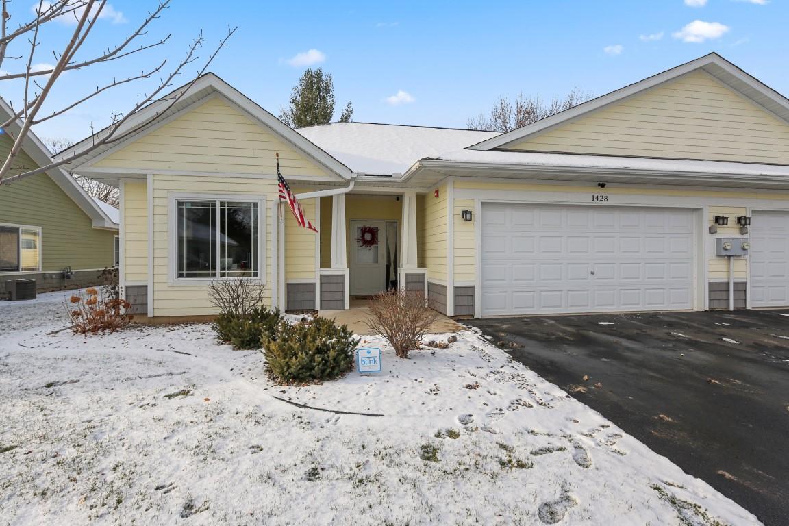 1428 Ravoux Ln, Chaska, MN 55318 MLS 6134508 Coldwell Banker