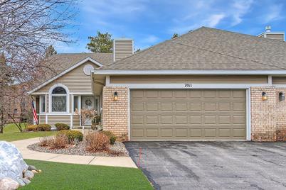 7011 Oak Pointe Curve, Bloomington, MN 55438 - Photo 1