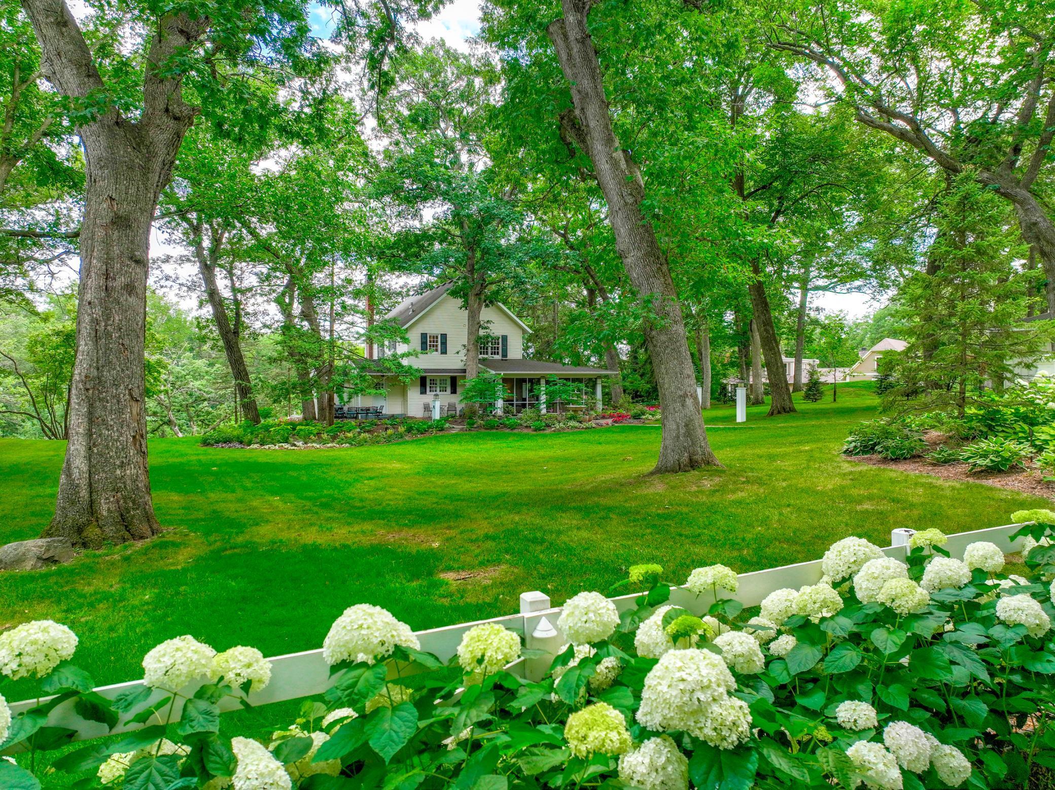 20 Dellwood Rd, Dellwood, MN 55110 MLS 6206160 Coldwell Banker