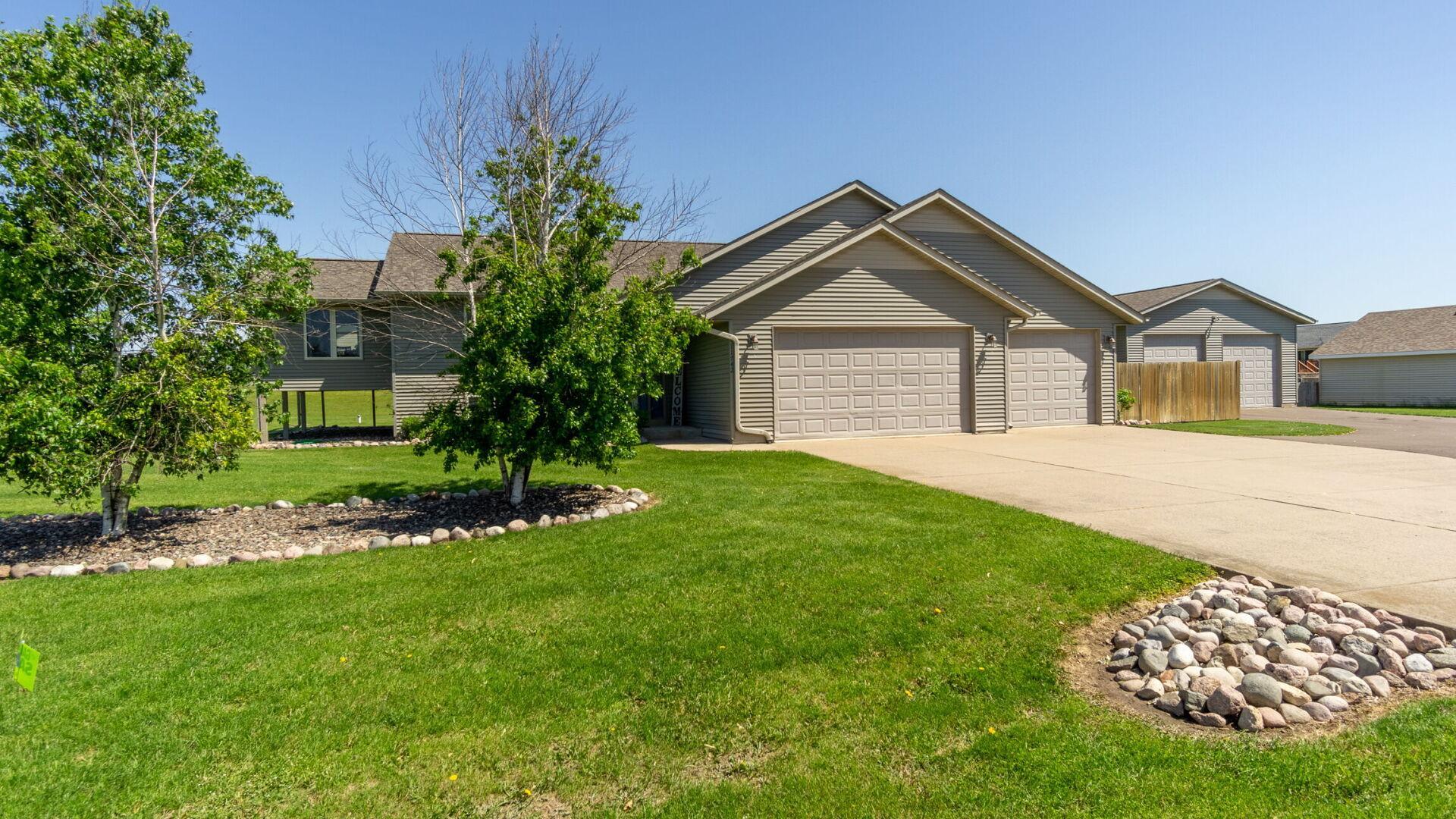 11742 42nd Ave, Hallie, WI 54729 MLS 6224048 Coldwell Banker