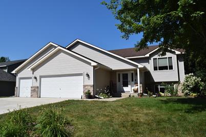 82 Mallard Pass Trail, Howard Lake, MN 55349 - Photo 1