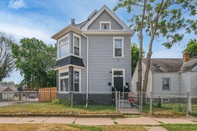 776 Jessamine Avenue E, Saint Paul, MN 55106 - Photo 1