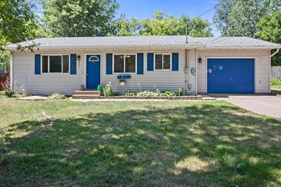 205 10th Street NW, Pine City, MN 55063 - Photo 1