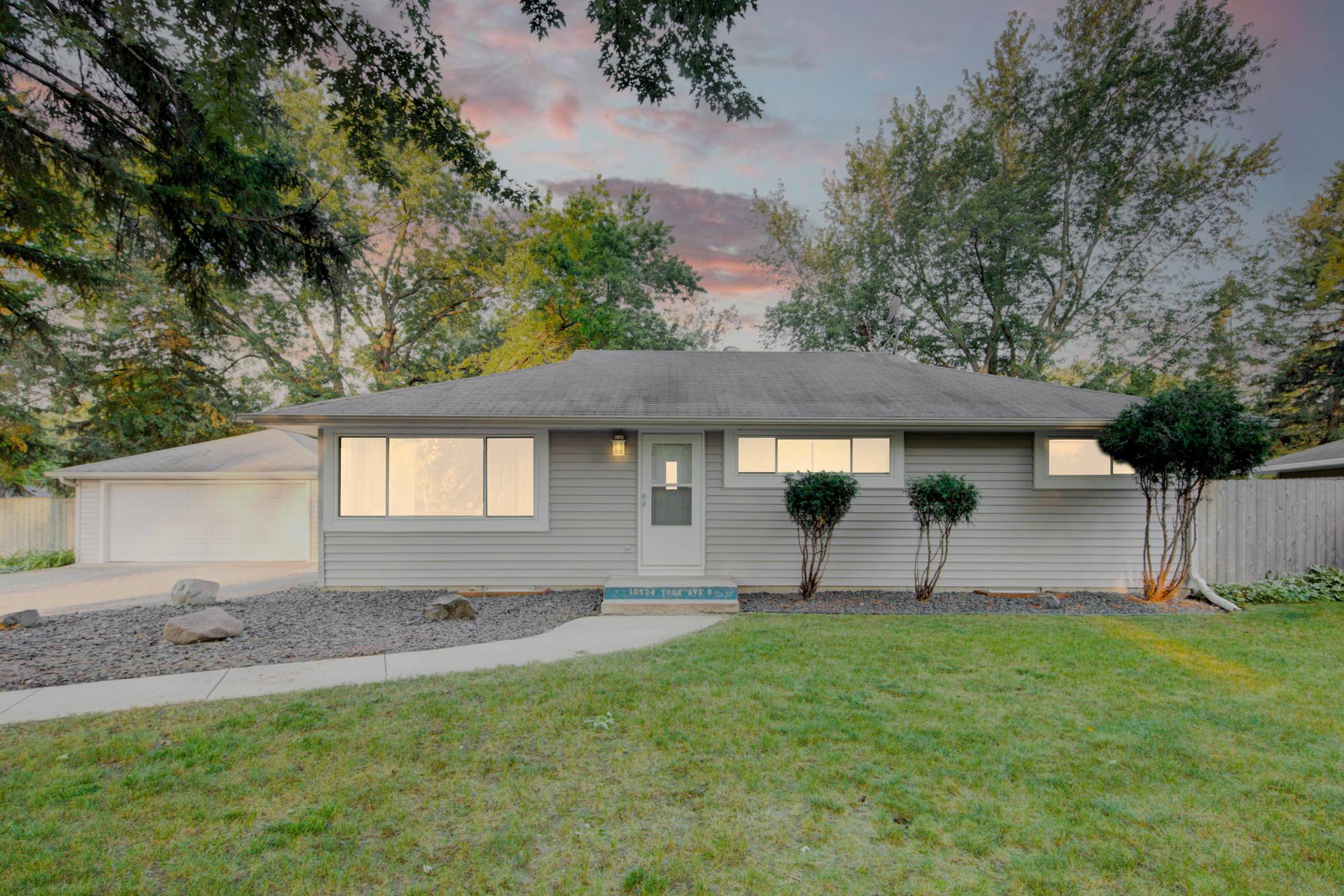 10524 York Ave S, Bloomington, MN 55431 MLS 6244034 Coldwell Banker