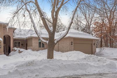 8776 Hunters Way, Apple Valley, MN 55124 - Photo 1