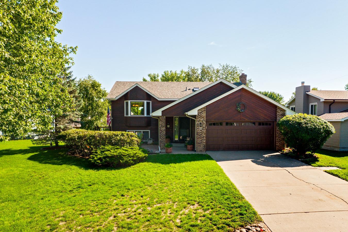 5700 Fawn Ln, Shoreview, MN 55126 MLS 6250044 Coldwell Banker