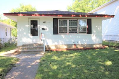 2947 Russell Avenue N, Minneapolis, MN 55411 - Photo 1