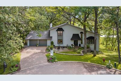 2025 Blackberry Lane, Minnetonka, MN 55391 - Photo 1