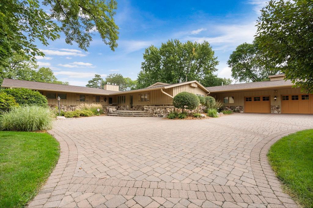 639 Driftwood Ct, New Brighton, MN 55112 MLS 6255223 Coldwell Banker