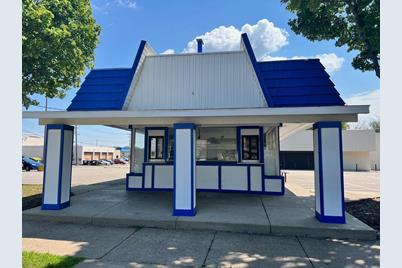 450 Lexington Parkway N, Saint Paul, MN 55104 - Photo 1