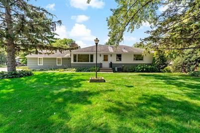 10807 Oak Knoll Terrace N, Minnetonka, MN 55305 - Photo 1