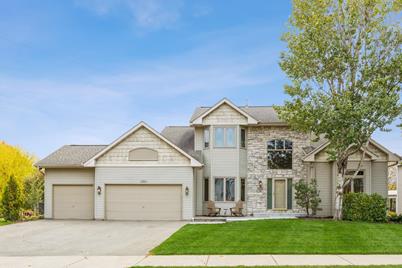 1152 Ridge Bluff Drive, Chaska, MN 55318 - Photo 1