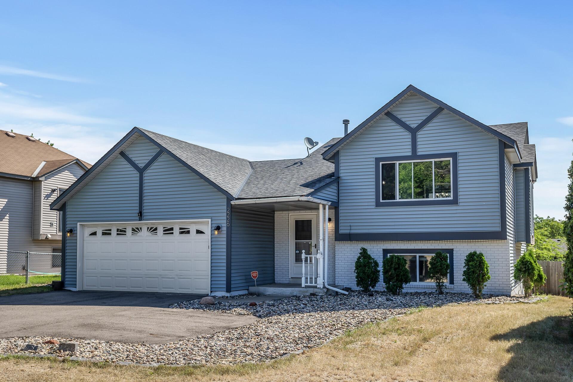 2226 English St, Maplewood, MN 55109 MLS 6267661 Coldwell Banker