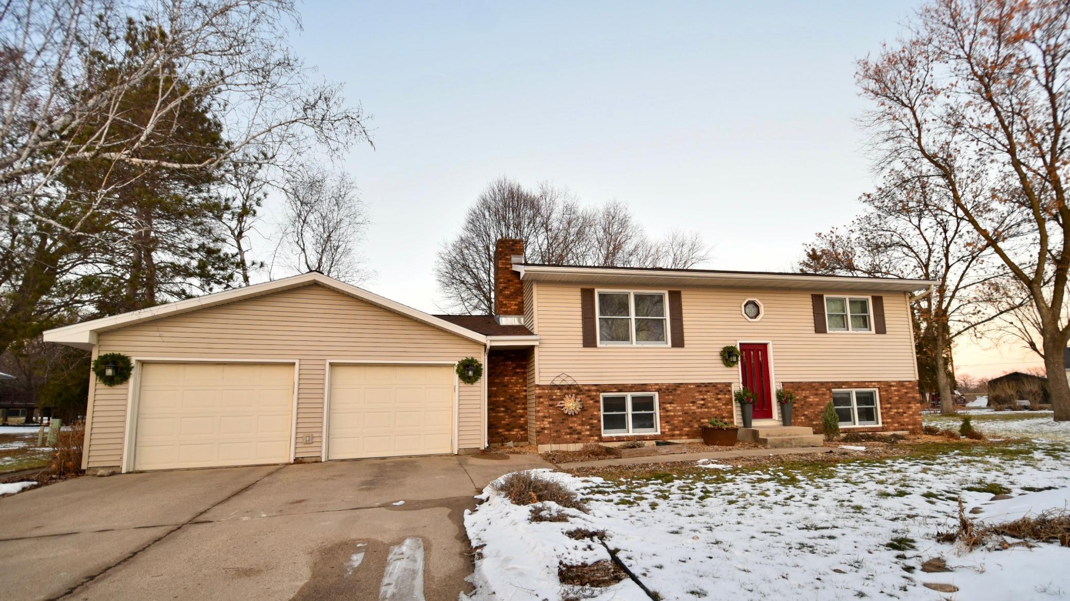 309 Parkview Cir, Zumbrota, MN 55992 MLS 6268467 Coldwell Banker