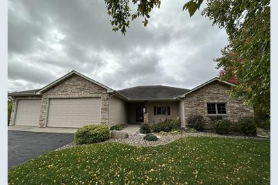 935 Acacia Circle S, Annandale, MN 55302 - Photo 1