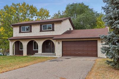 2575 Brogger Circle, Golden Valley, MN 55427 - Photo 1