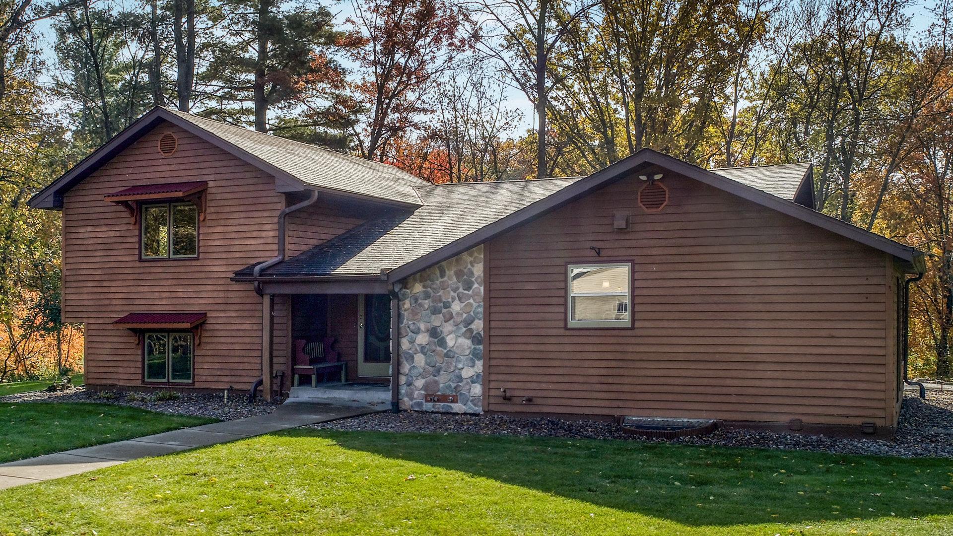 4940 N Shore Dr, Eau Claire, WI 54703 MLS 6271465 Coldwell Banker