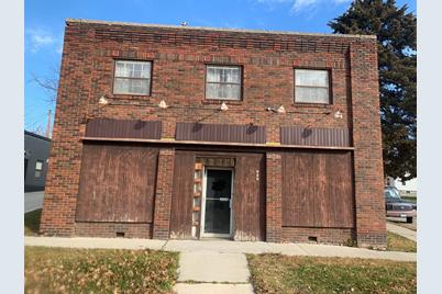 929 S Broadway Avenue, Albert Lea, MN 56007 - Photo 1