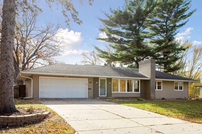 4875 Sorell Avenue, Golden Valley, MN 55422 - Photo 1