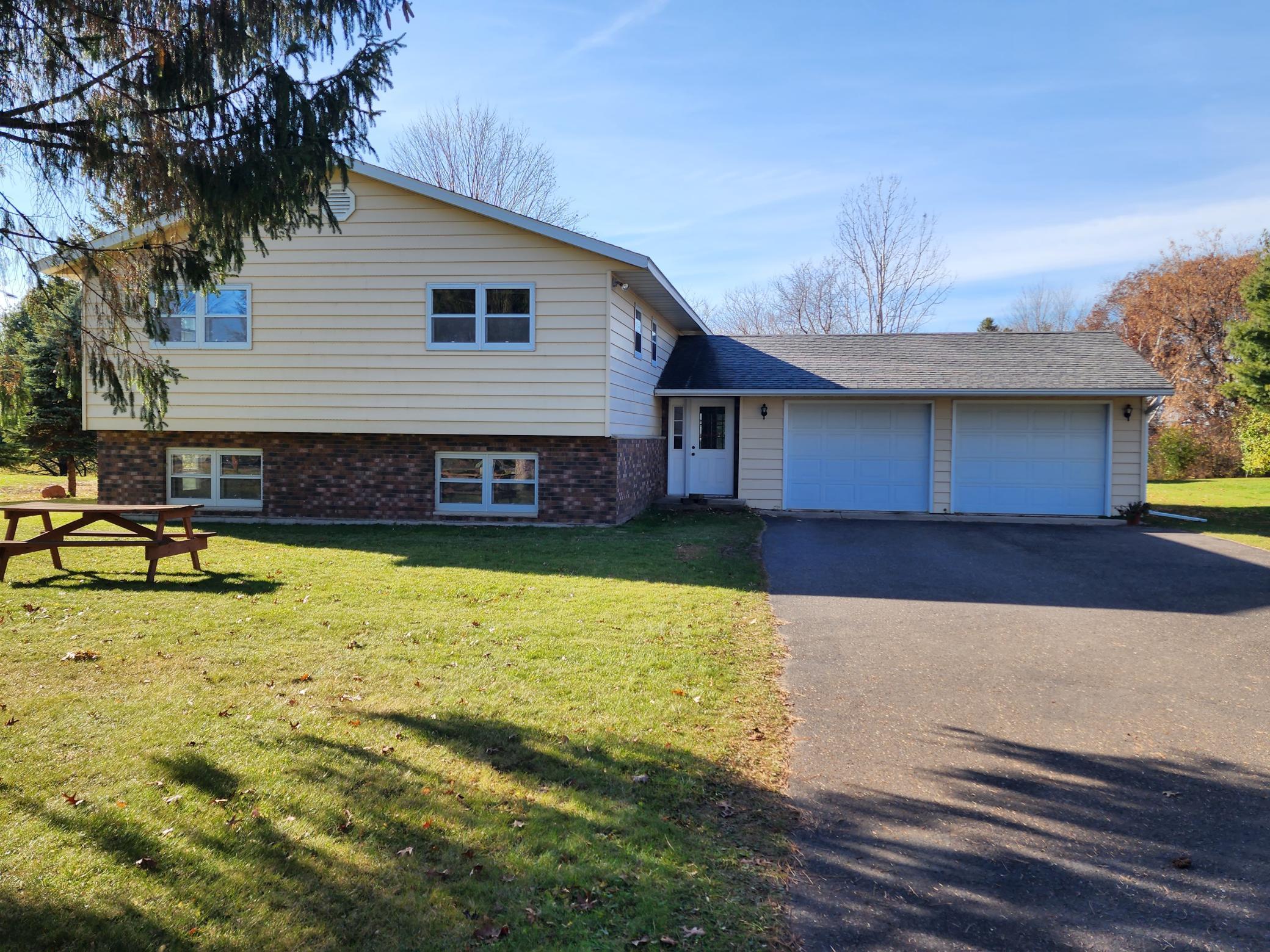 1835 Hines Lakeview Dr, Cumberland Twp, WI 54829 MLS 6304498