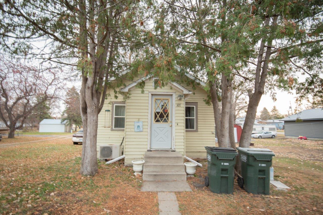 107 E 5th Ave, Osakis, MN 56360 MLS 6305231 Coldwell Banker