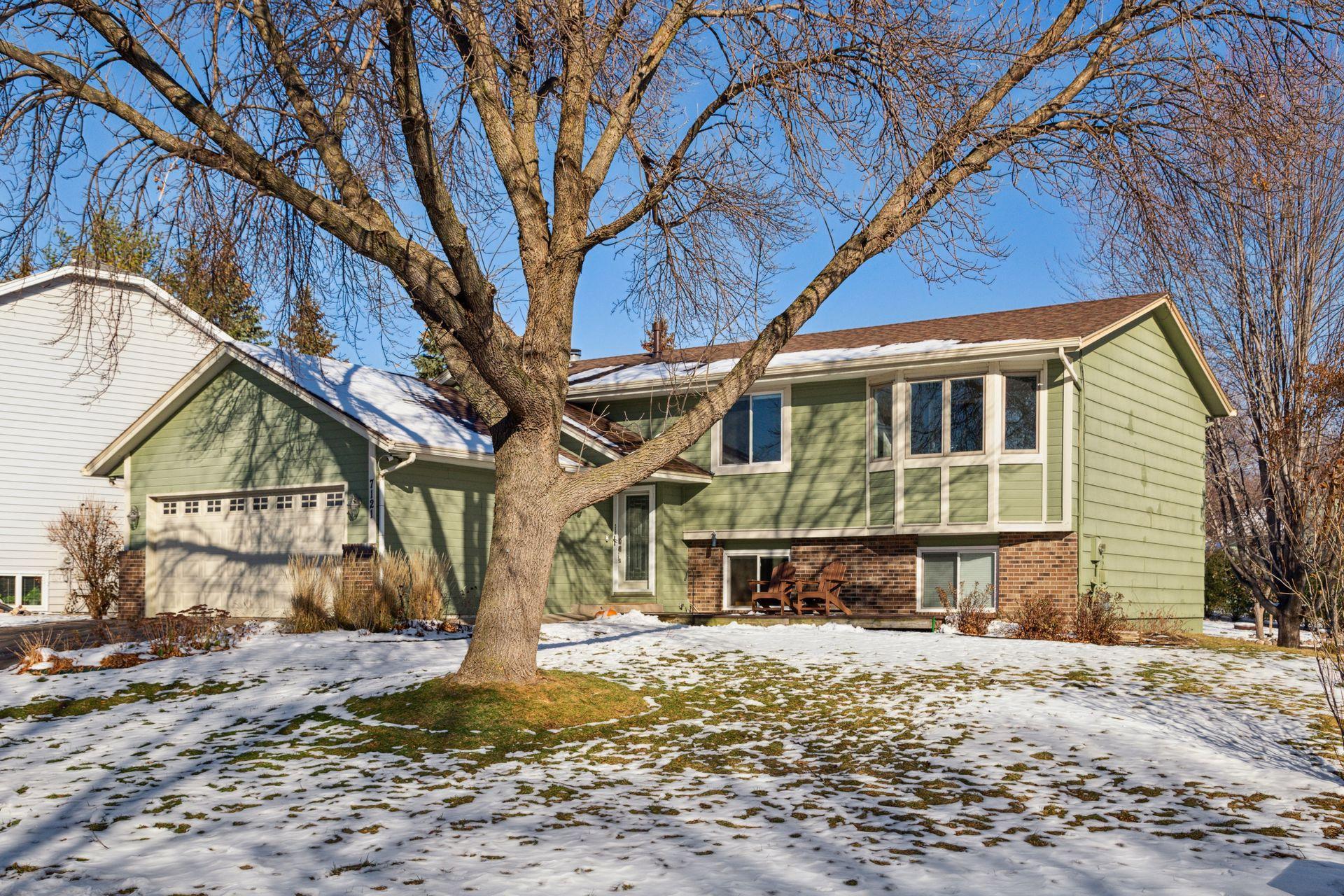 7121 Derby Dr, Chanhassen, MN 55317 MLS 6306732 Coldwell Banker