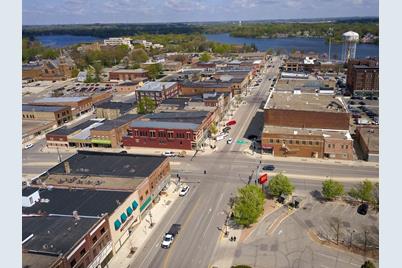 302 S Broadway Avenue, Albert Lea, MN 56007 - Photo 1