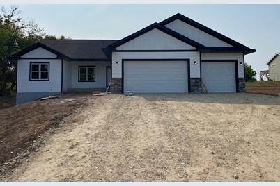 1425 136th Avenue, Richmond, WI 54017 - Photo 1