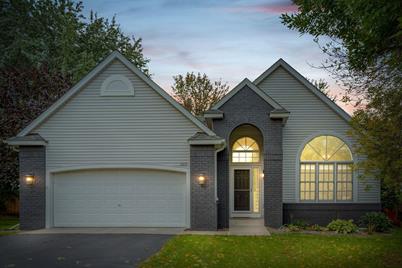 300 Pendryn Hill Curve, Woodbury, MN 55125 - Photo 1