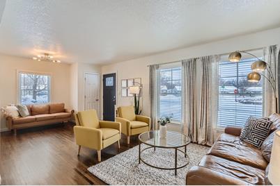 18 Susan Avenue, Saint Paul, MN 55116 - Photo 1