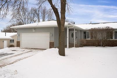 15561 95th Avenue N, Maple Grove, MN 55369 - Photo 1