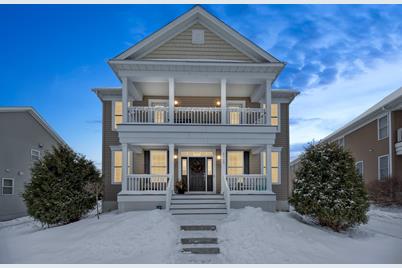 8509 Oakview Way N, Maple Grove, MN 55369 - Photo 1