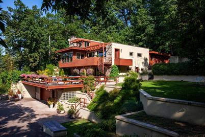 W744 State Road 35, Fountain City, WI 54629 - Photo 1