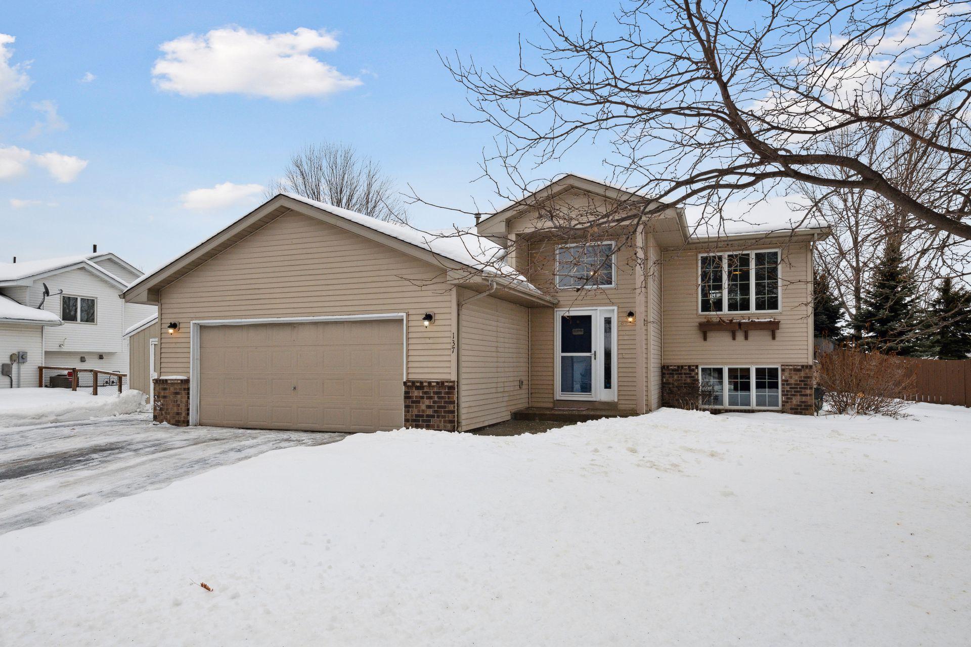 137 Hilltop Ln, Waconia, MN 55387 MLS 6324897 Coldwell Banker