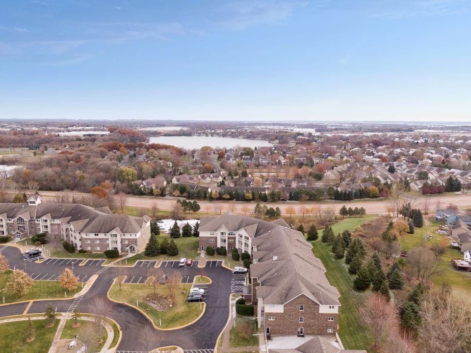 1331 Lake Dr W A215, Chanhassen, MN 55317 MLS 6326454 Coldwell Banker